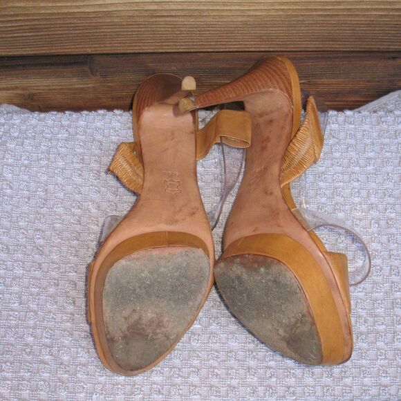 Tory Burch Platform Heels 9.5 M - Picture 11 of 12